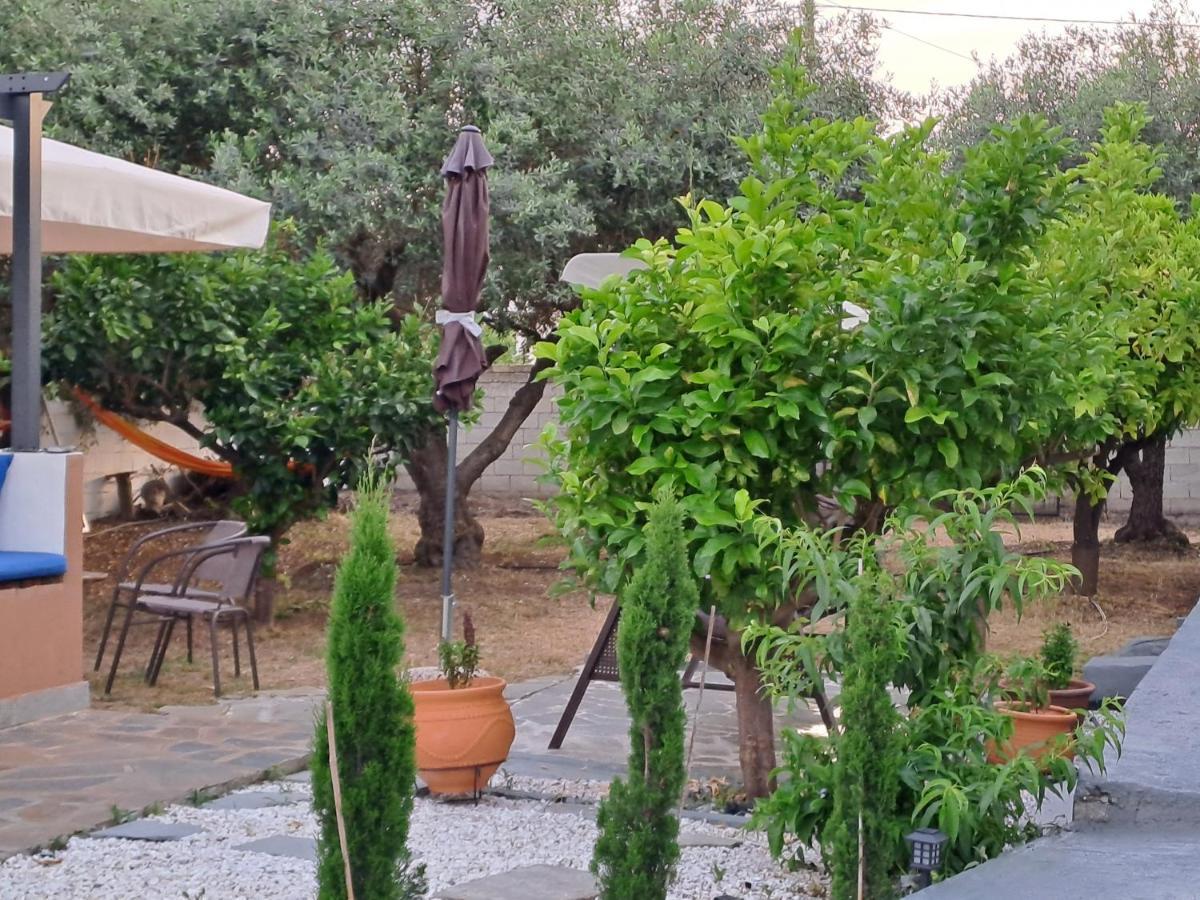 Myrsini' S House Villa Néa Péramos Exteriör bild